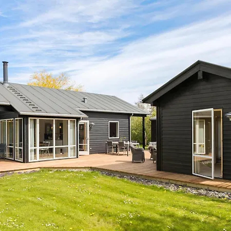 Casa vacanze Lovely In With Sauna